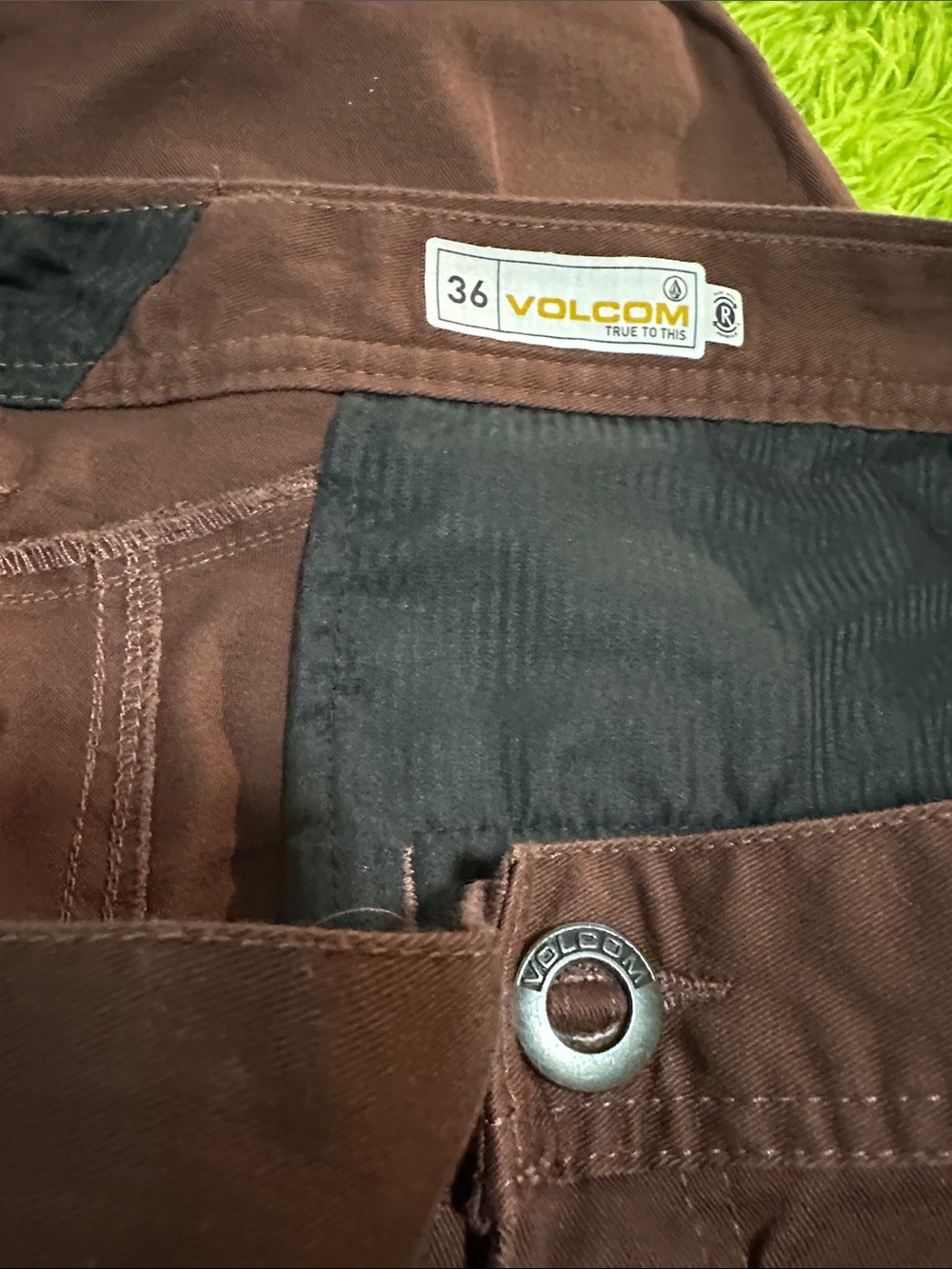 Volcom Modern Fit maroon Casual Pants 36 - Picture 4 of 5